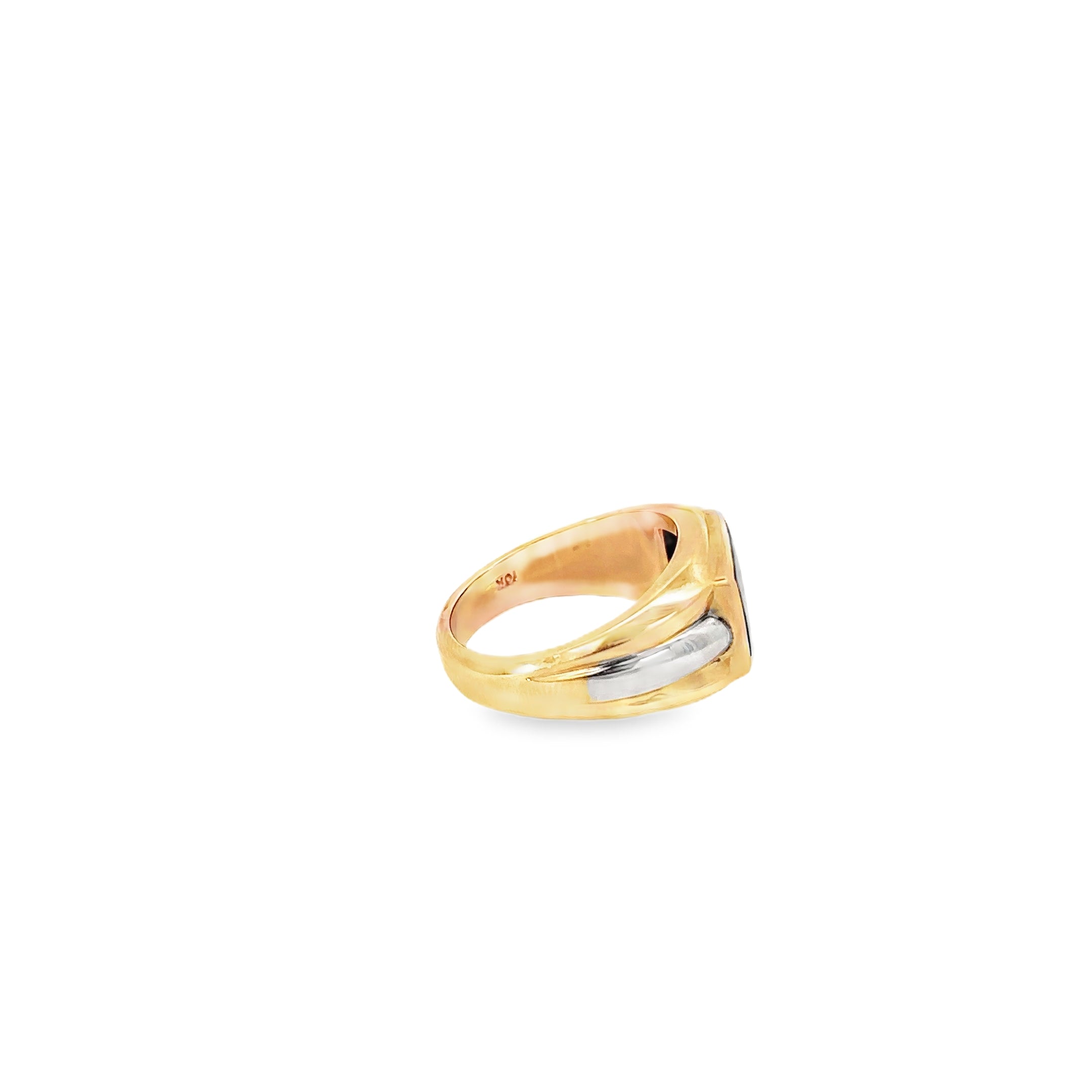 10K Yellow Gold and Onyx Gents Ring