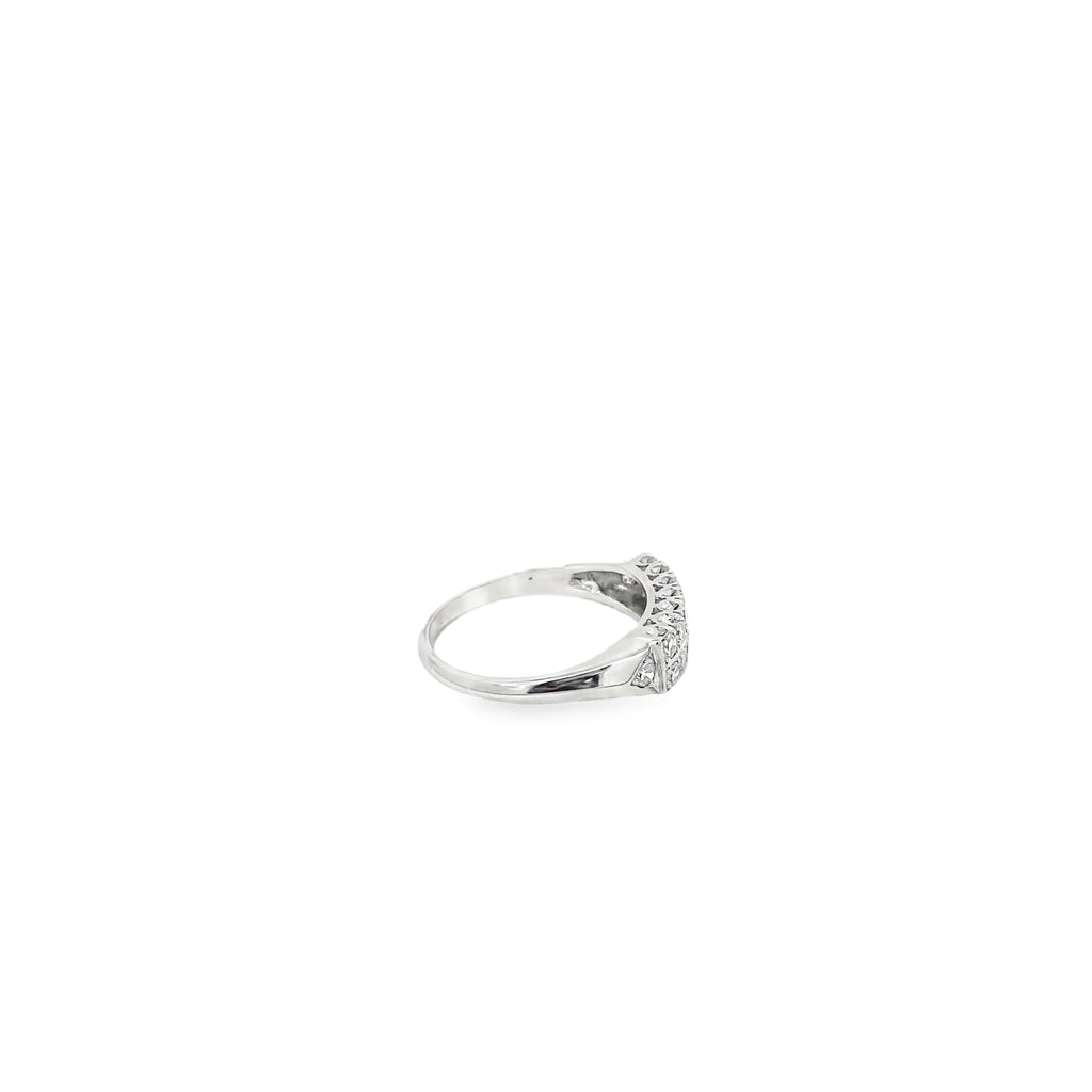 14K White Gold Double Row Fishtail Wedding Band