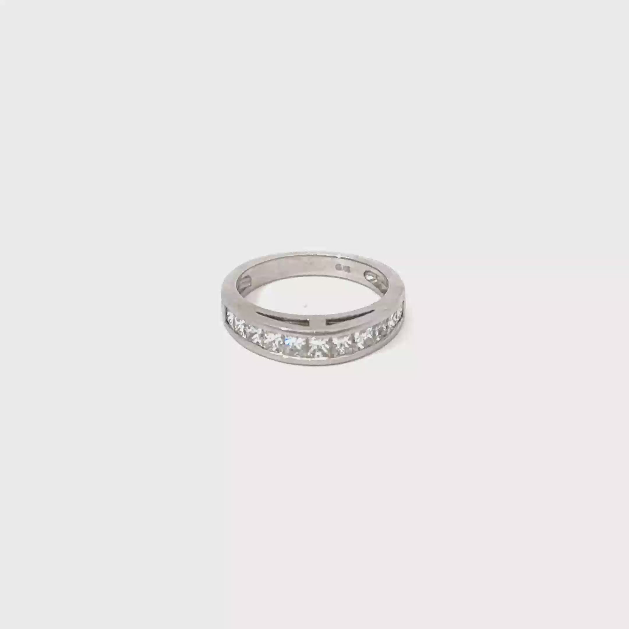 14K White Gold Gents Diamond Wedding Band